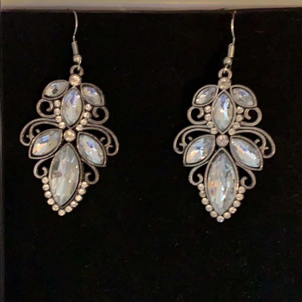 💎 Silver Chandelier Earrings 💎